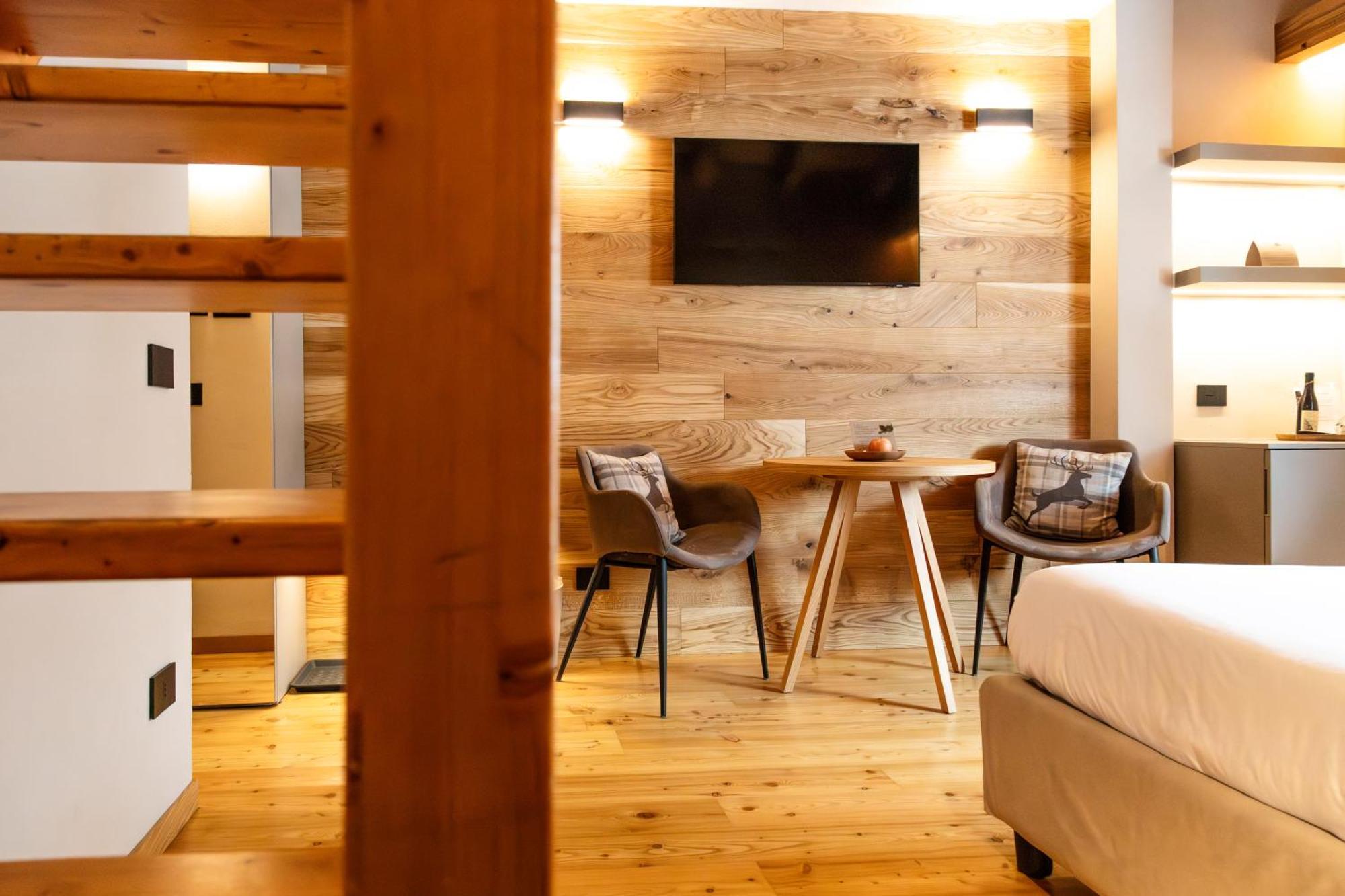 Hotel Relais Des Glaciers - Adults Only Champoluc Exterior photo