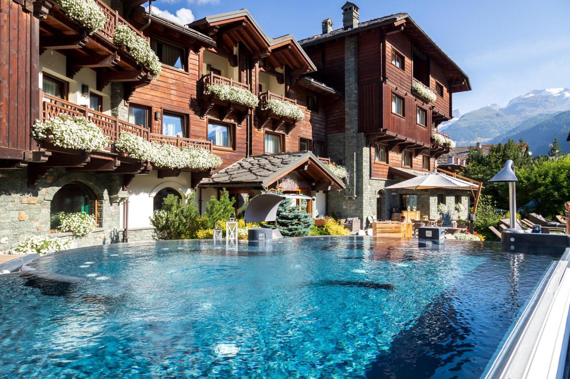 Hotel Relais Des Glaciers - Adults Only Champoluc Exterior photo